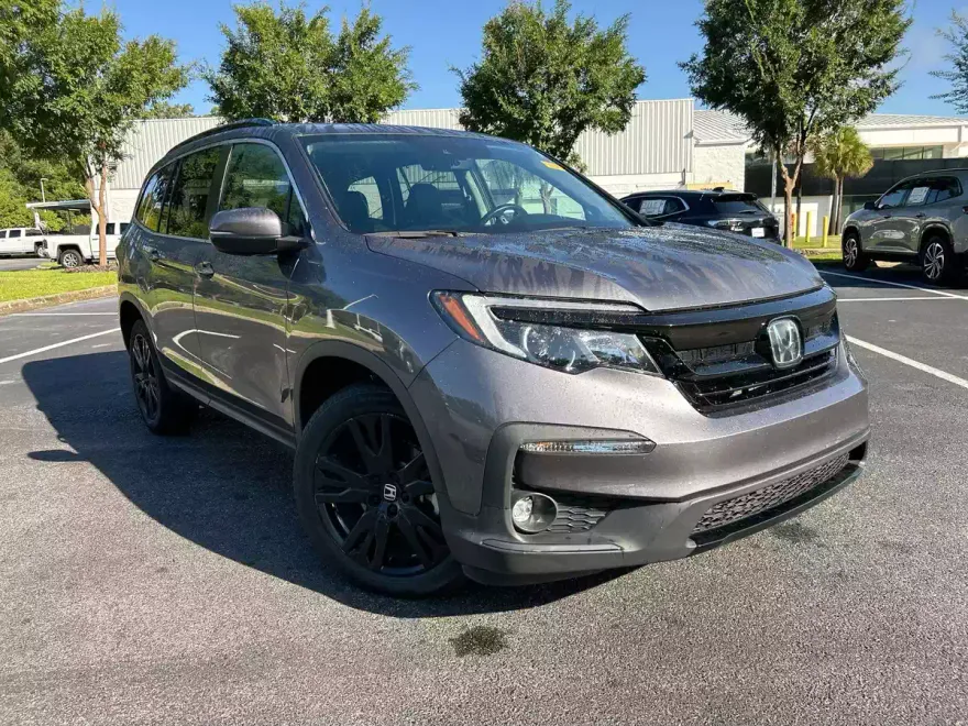 2021 Honda Pilot Special Edition photo 1