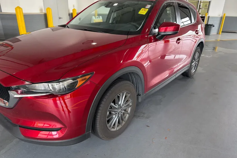 2019 Mazda CX-5 Touring photo 1