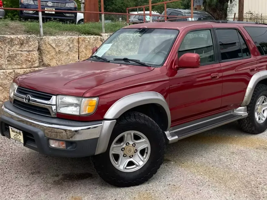 2001 Toyota 4Runner SR5 2WD photo 1