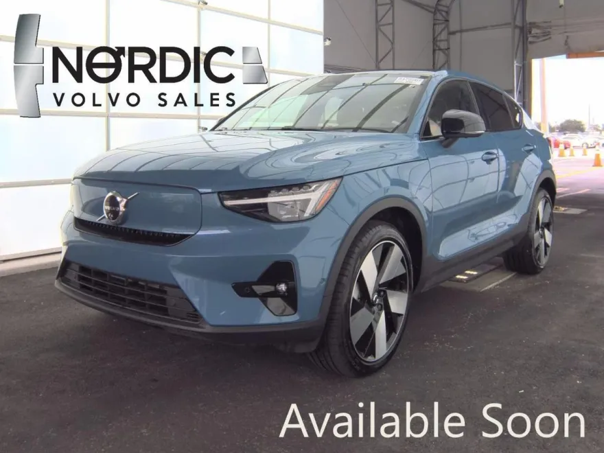 2024 Volvo C40 Recharge Ultimate photo 1