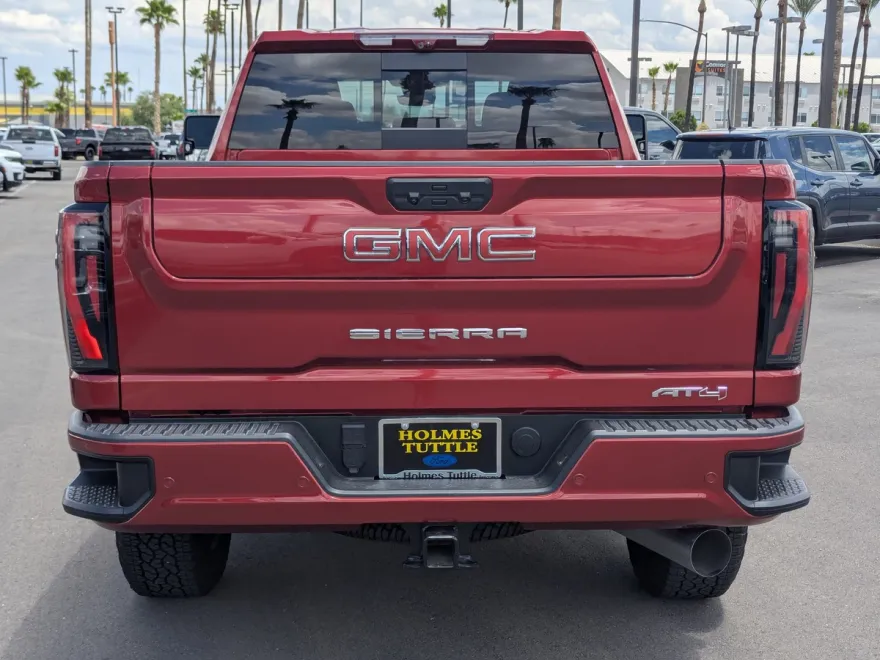 2024 Gmc Sierra HD AT4 photo 1