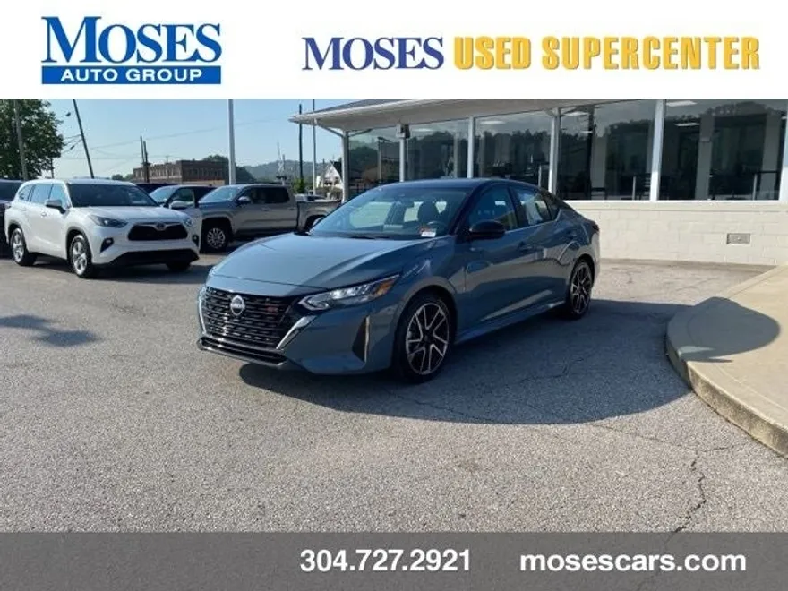 2024 Nissan Sentra SR photo 1