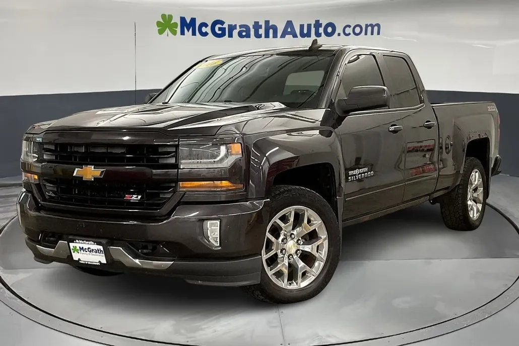 2016 Chevrolet Silverado 1500 LT photo 1