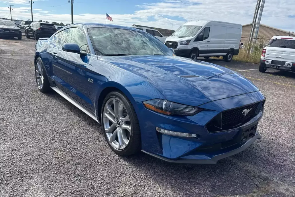 2022 Ford Mustang GT Premium photo 1