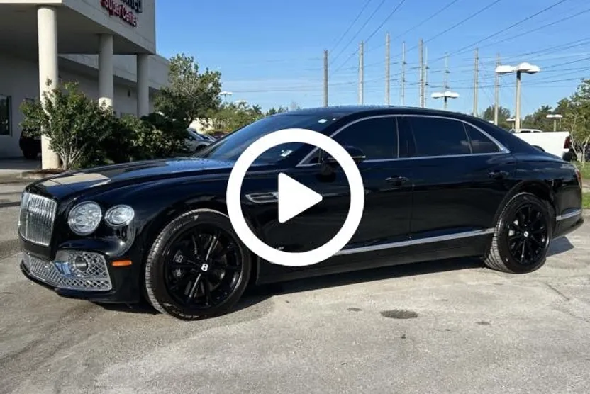 2021 Bentley Flying Spur V8 photo 1