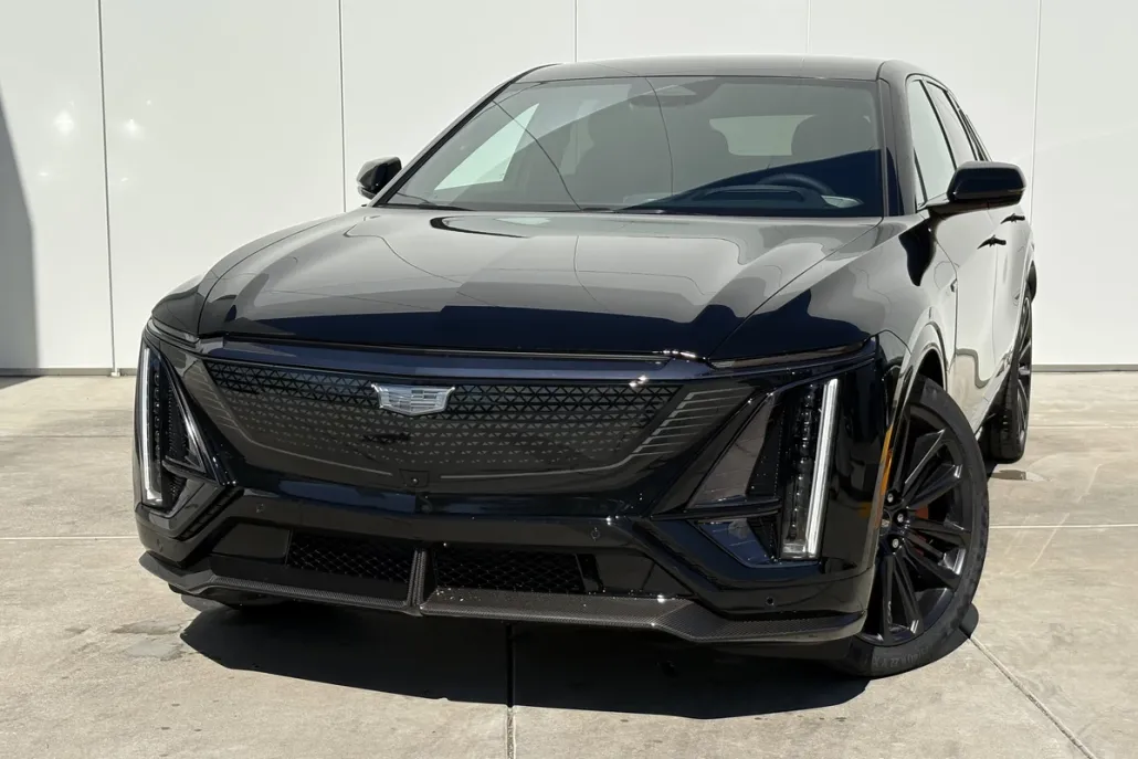 2026 Cadillac Lyriq photo 1