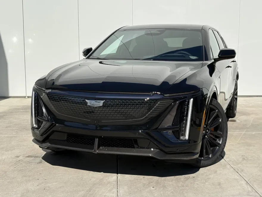 2026 Cadillac Lyriq photo 1