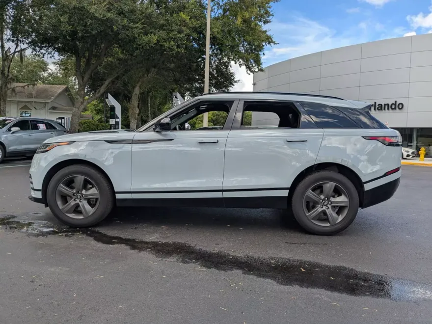 2025 Land Rover Range Rover Velar P250 Dynamic SE photo 1