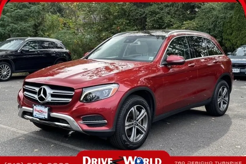 2019 Mercedes Benz GLC 300 photo 1