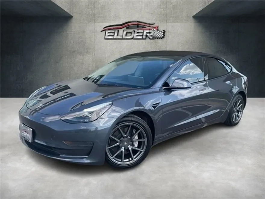 2023 Tesla Model 3 photo 1