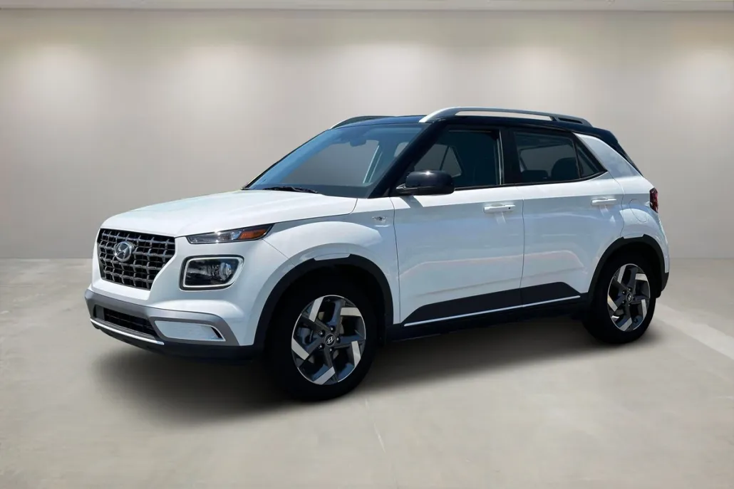 2025 Hyundai Venue Limited photo 1