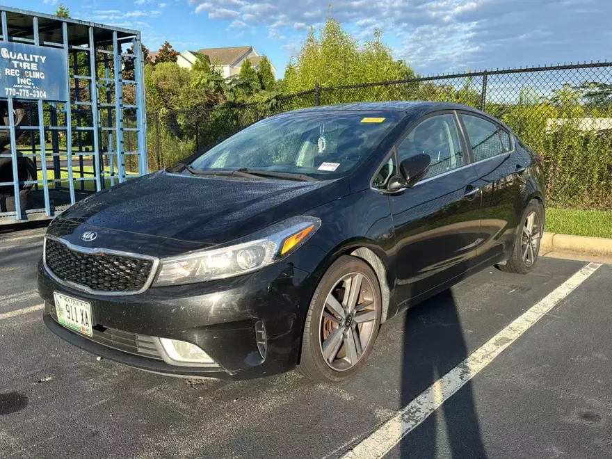 2017 Kia Forte EX photo 1