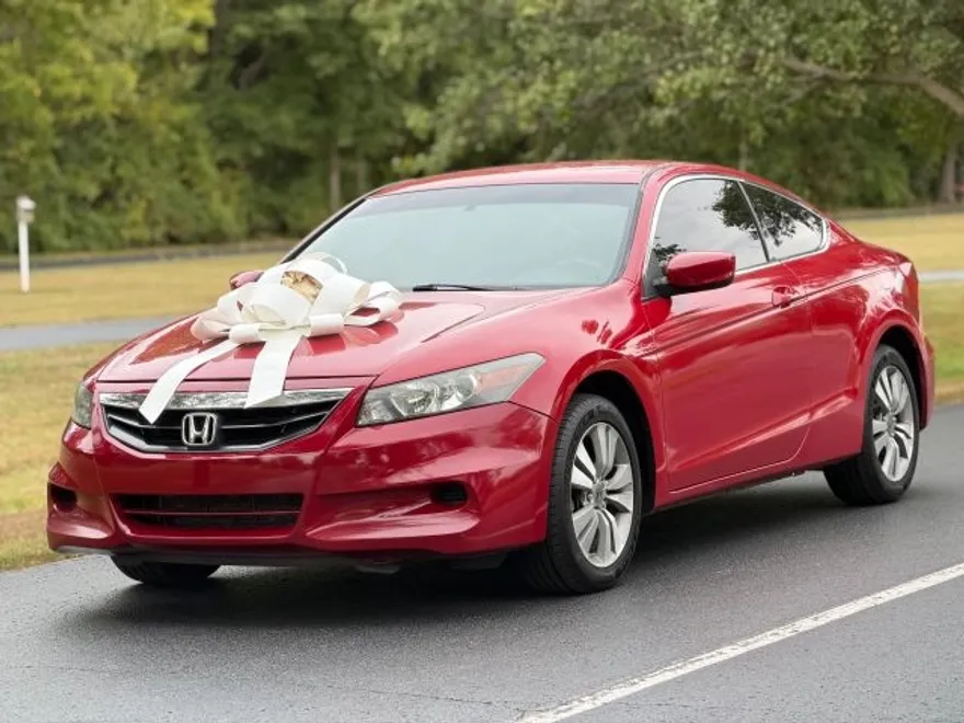 2012 Honda Accord LX photo 1