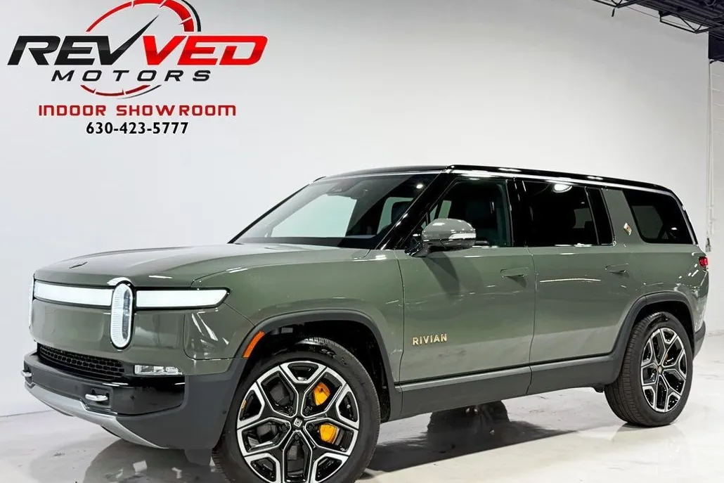 2022 Rivian R1S Launch Edition photo 1