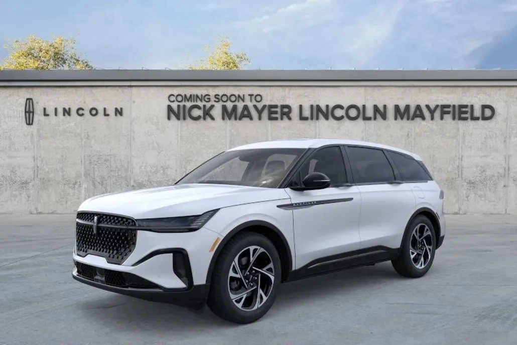 2025 Lincoln Nautilus Premiere photo 1