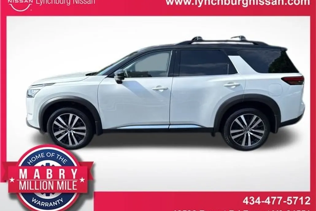 2025 Nissan Pathfinder Platinum photo 1