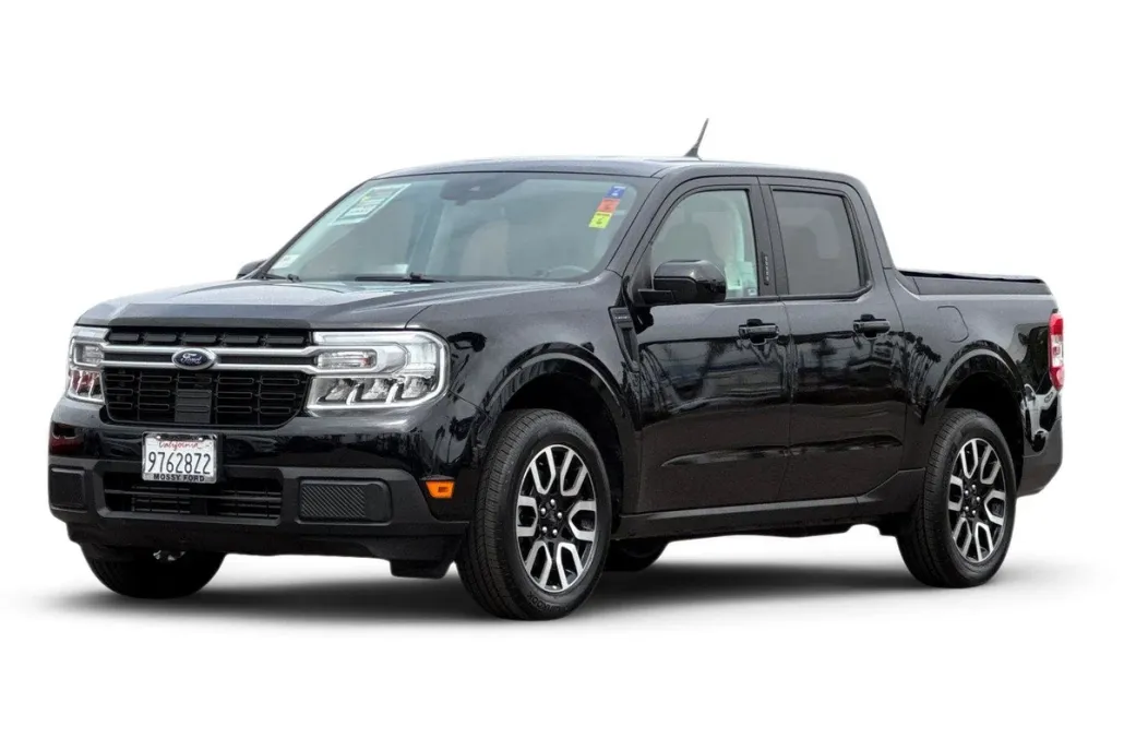 2022 Ford Maverick Lariat photo 1