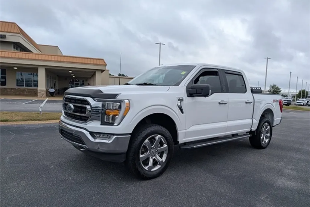 2021 Ford F-150 XLT photo 1