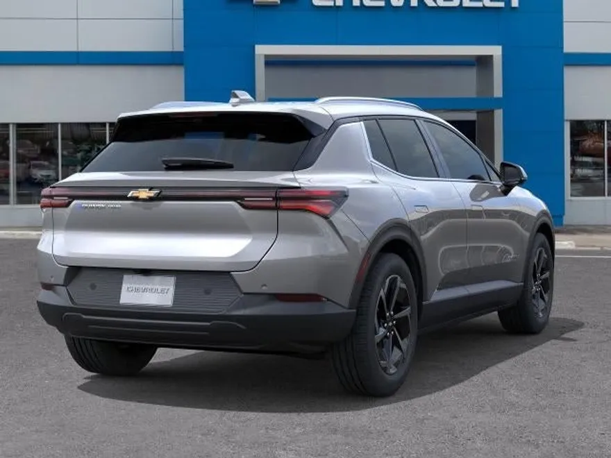 2026 Chevrolet Equinox EV 1LT photo 1