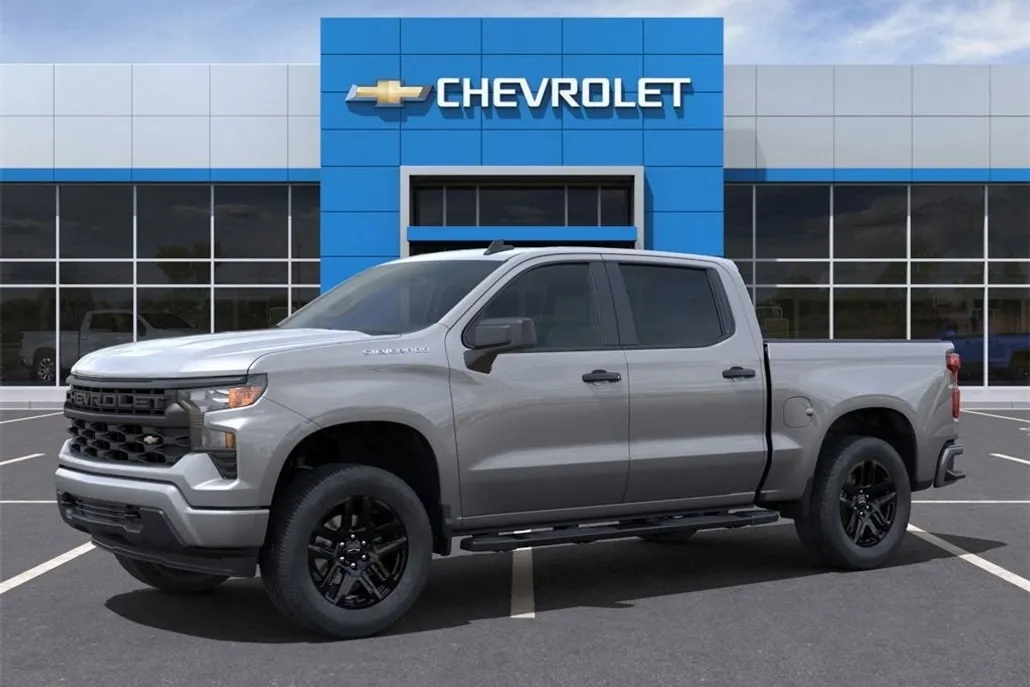 2025 Chevrolet Silverado 1500 Custom photo 1
