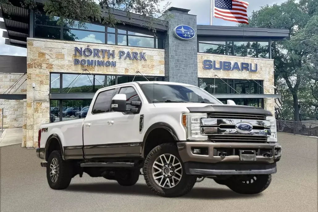 2017 Ford F-350 King Ranch photo 1