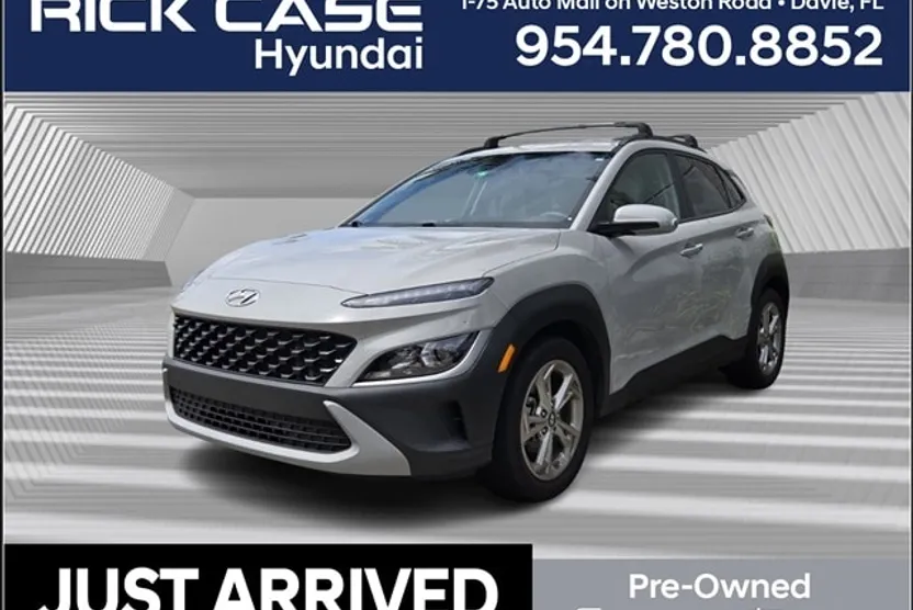 2023 Hyundai Kona SEL photo 1