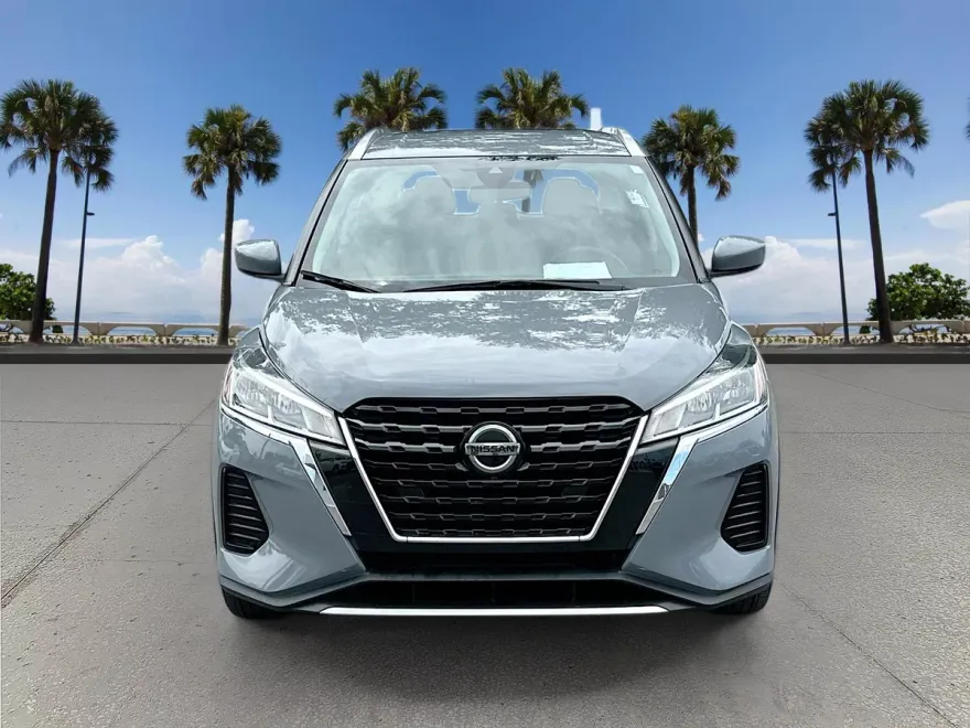 2021 Nissan Kicks SV photo 1