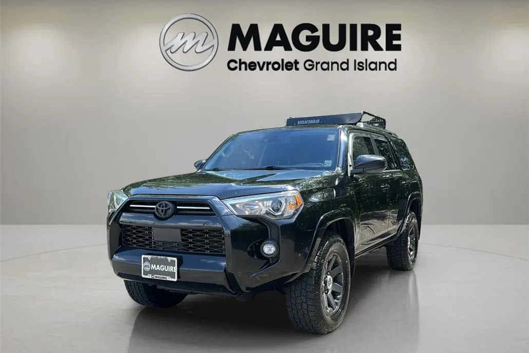 2022 Toyota 4Runner SR5 Trail photo 1