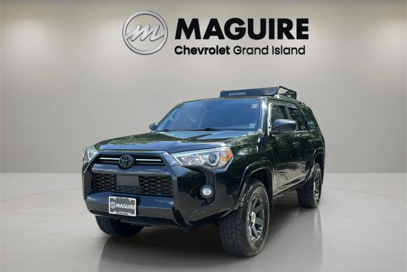 2022 Toyota 4Runner SR5 Trail photo 1
