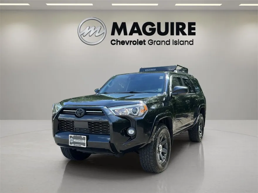 2022 Toyota 4Runner SR5 Trail photo 1