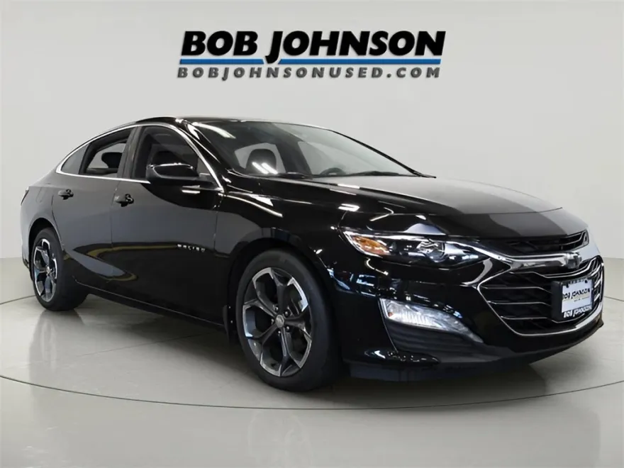 2022 Chevrolet Malibu 1LT photo 1