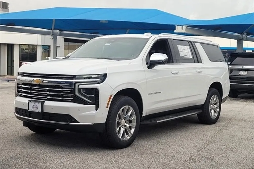2025 Chevrolet Suburban Premier photo 1