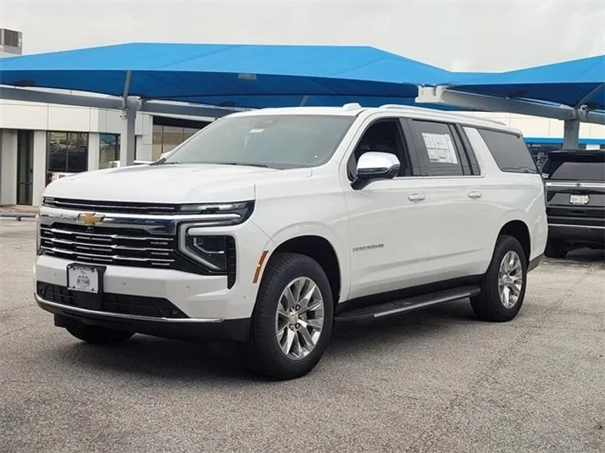 2025 Chevrolet Suburban Premier photo 1