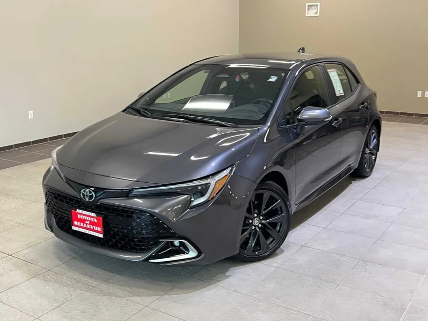 2025 Toyota Corolla XSE photo 1