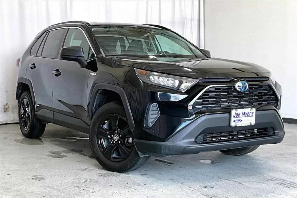 2021 Toyota RAV4 Hybrid LE photo 1