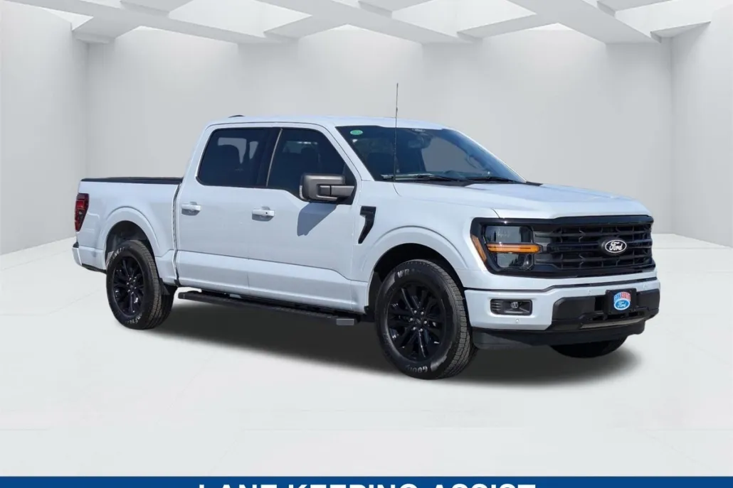 2025 Ford F-150 XLT photo 1