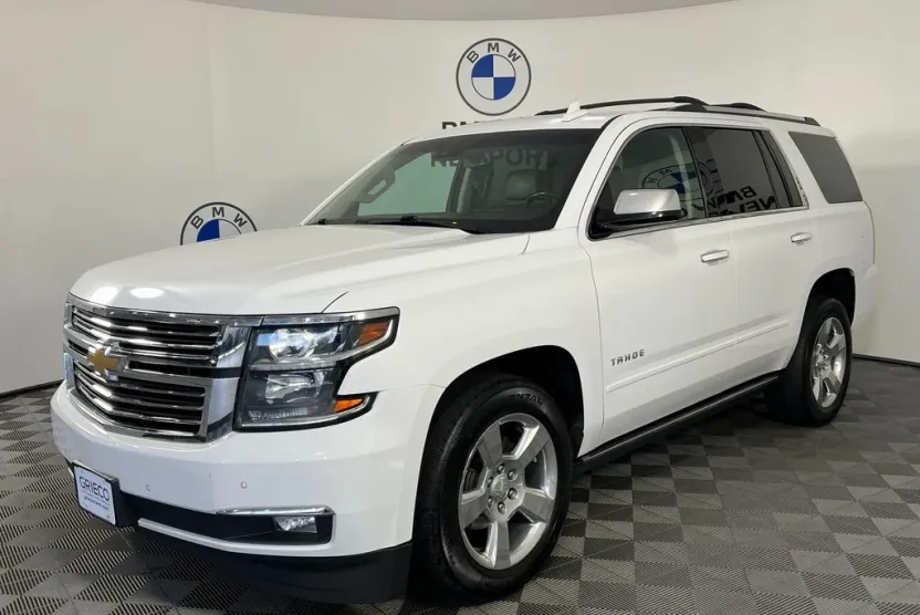 2019 Chevrolet Tahoe Premier photo 1