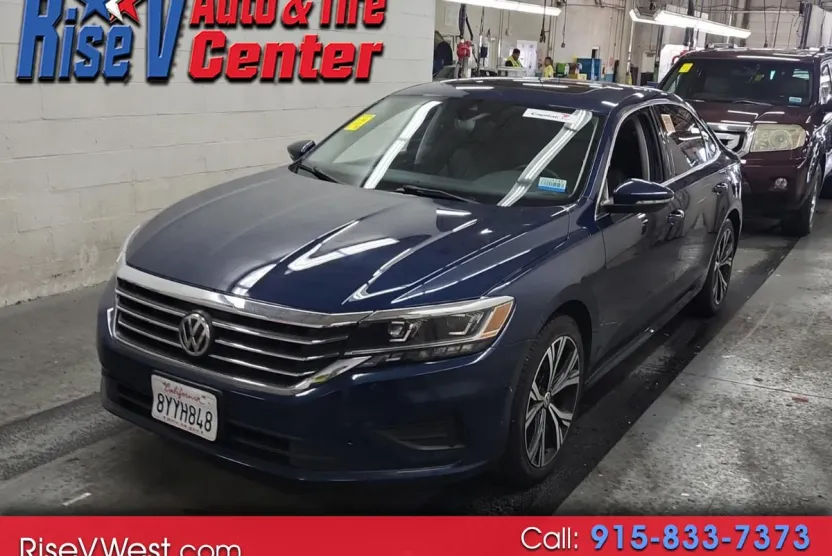 2022 Volkswagen Passat SE photo 1