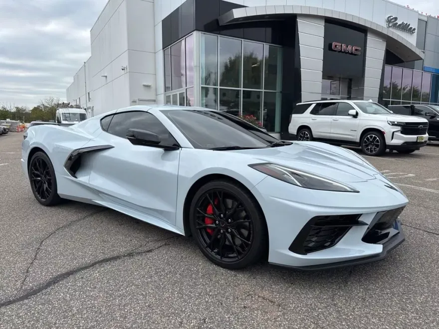 2023 Chevrolet Corvette Stingray 2LT photo 1