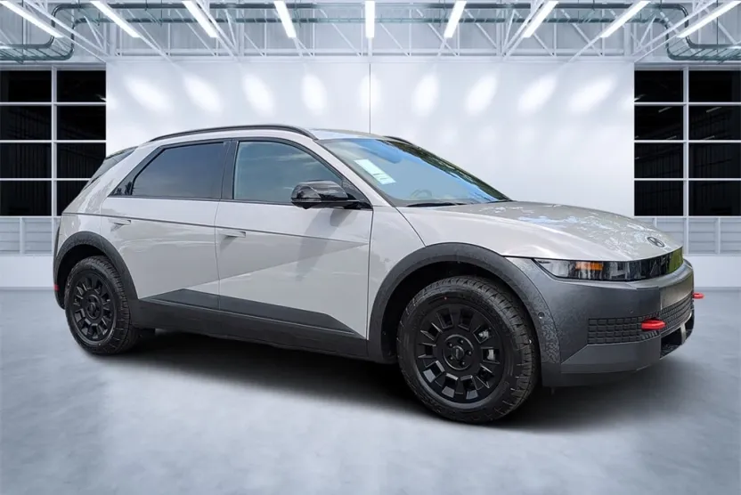 2025 Hyundai Ioniq 5 photo 1