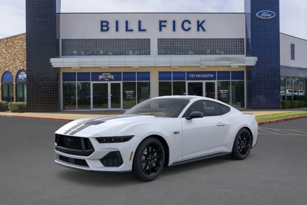 2025 Ford Mustang GT photo 1