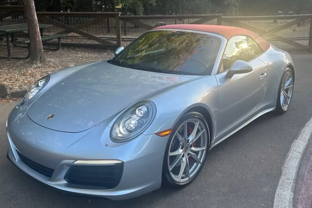 2017 Porsche 911 4S photo 1