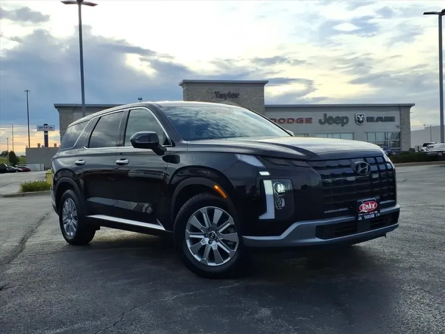 2023 Hyundai Palisade SE photo 1
