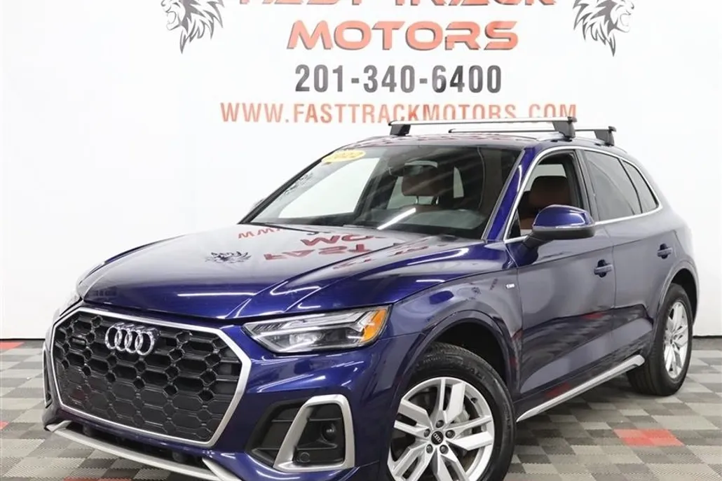 2022 Audi Q5 Premium 45 photo 1