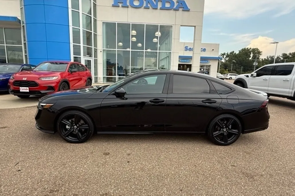 2024 Honda Accord Hybrid Sport-L photo 1