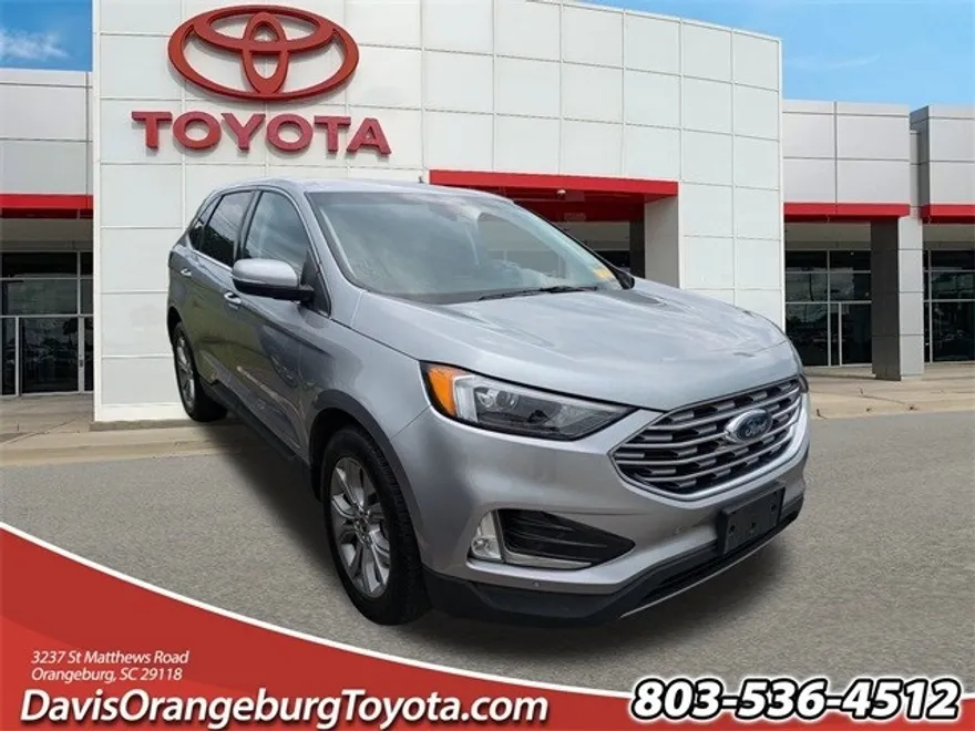 2024 Ford Edge Titanium photo 1