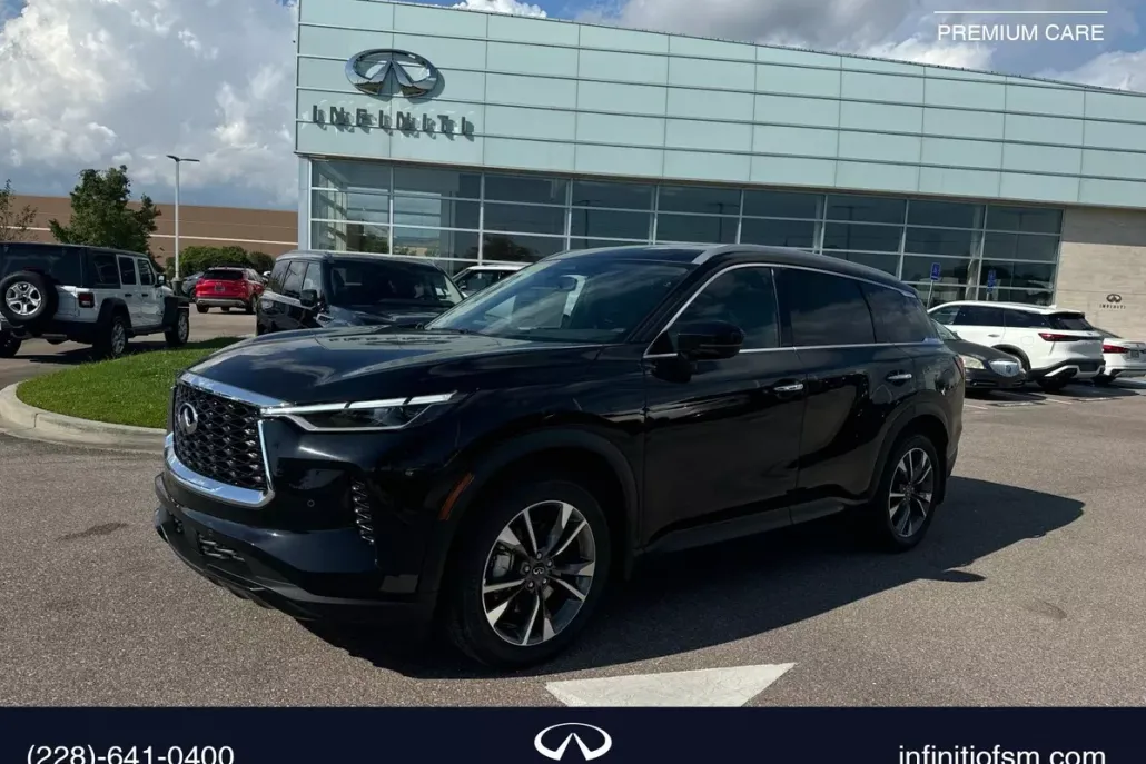 2025 Infiniti QX60 Luxe photo 1
