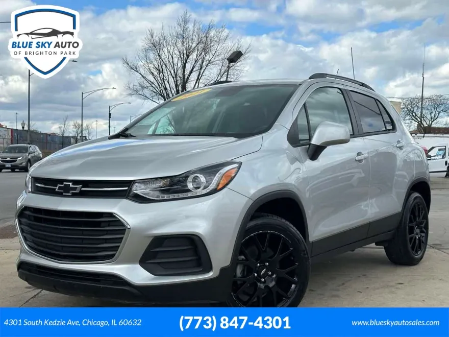 2021 Chevrolet Trax LT photo 1