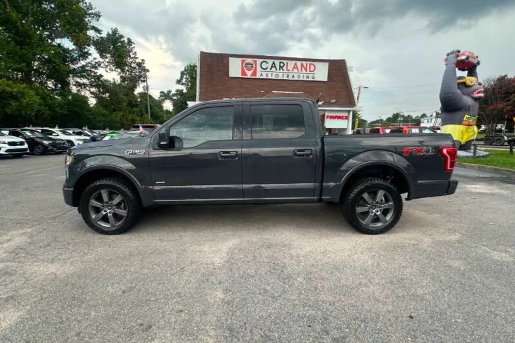 2016 Ford F-150 Lariat photo 1