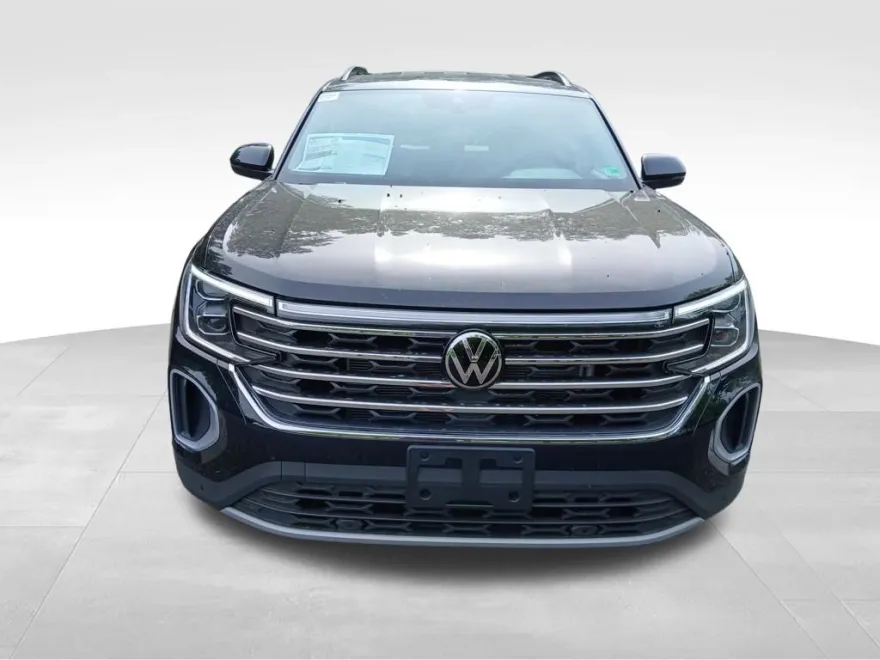 2025 Volkswagen Atlas SE Technology photo 1
